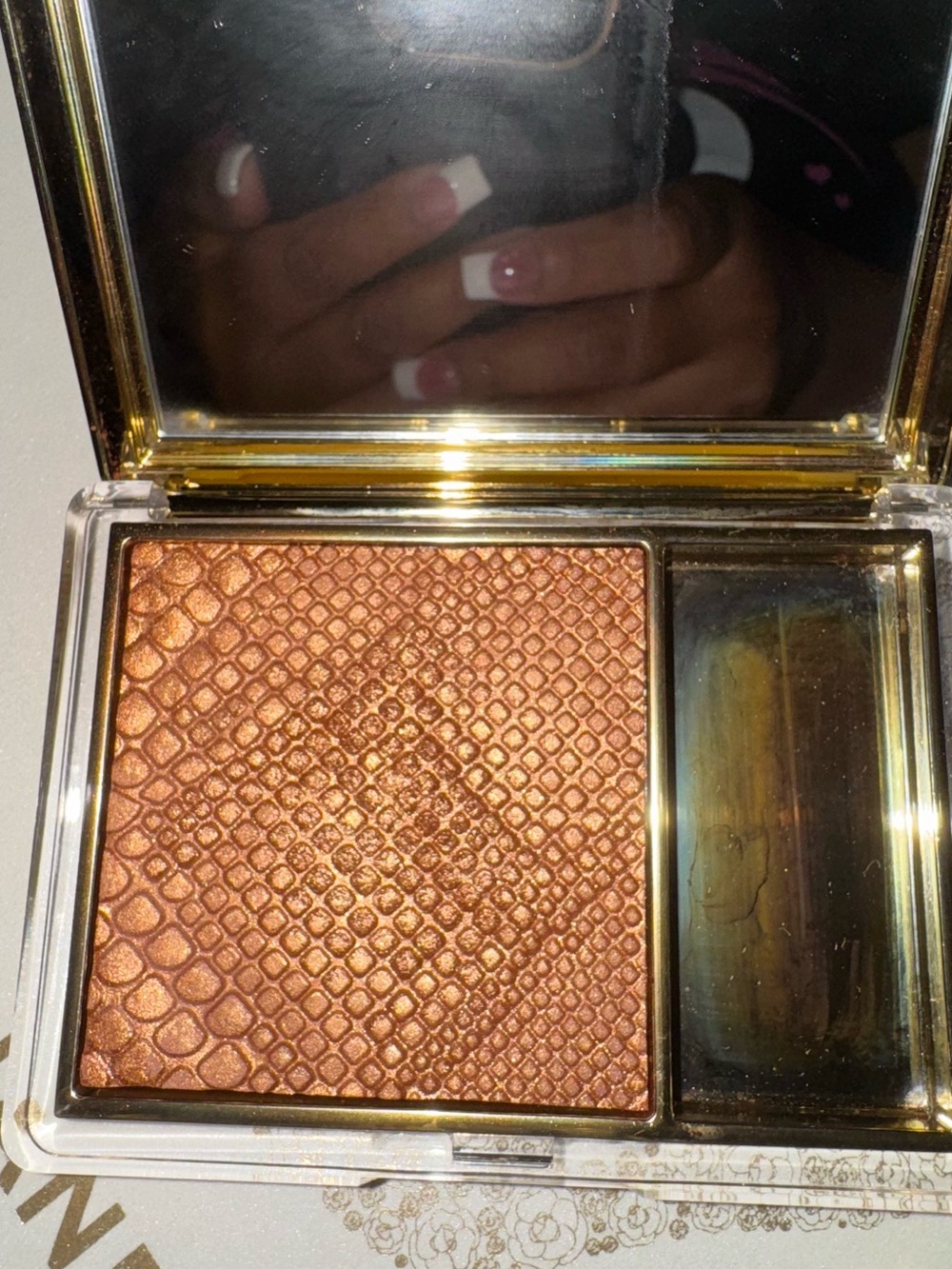 Estee Lauder Topaz Chameleon Higlighter